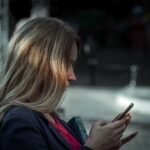 Redes Sociais e Mulheres: Como Construir uma Presença Digital Positiva e Estratégica